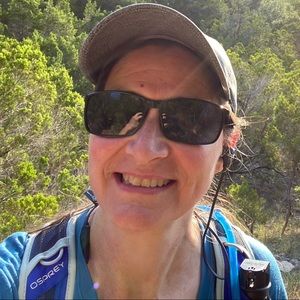 Meet your Posher, Nina